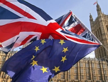 Brexit: Η απόφαση για τα ιρλανδικά σύνορα θα ληφθεί τον Ιούλιο του 2020